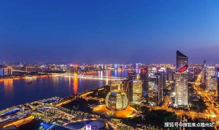 停车场服 第352页