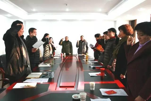最新党章2016，观点阐述与立场分析解读